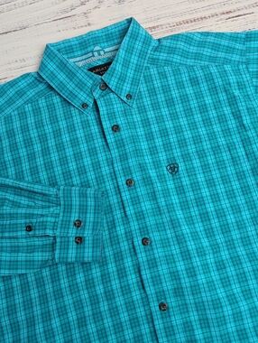 Ariat Pro Series Men's Blue Plaid Long Sleeve Button Down Vented Shirt Sz Large